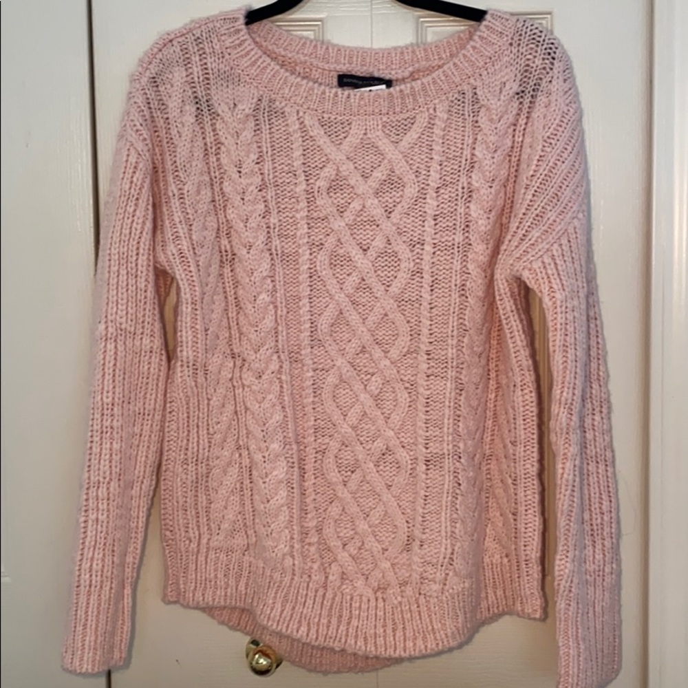 NWT Banana Republic pale pink long sleeve sweater